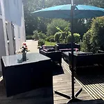 Coquet Et Spacieux Appt 3 Dans Avec Terrasse Et Jardin ユリューニュ