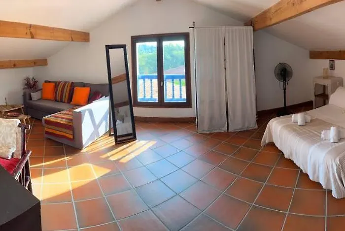 Lägenhet Coquet Et Spacieux Appt 3 Dans Avec Terrasse Et Jardin Urrugne