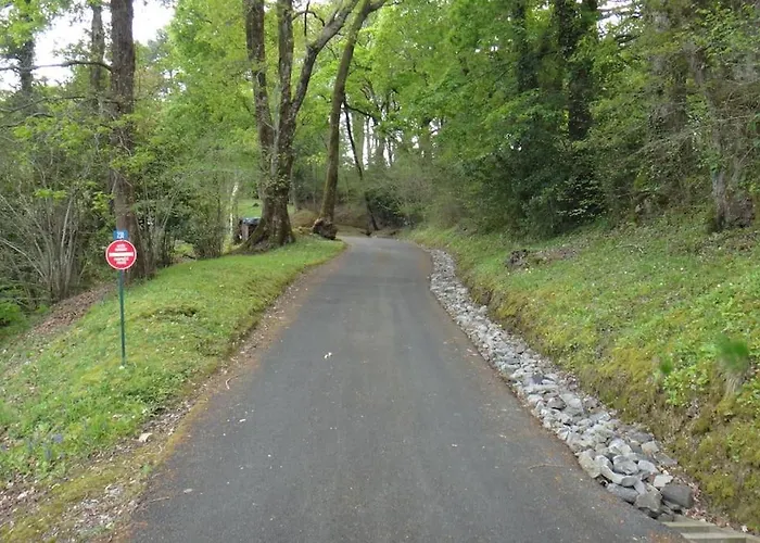 Coquet Et Spacieux Appt 3 Dans Avec Terrasse Et Jardin Lägenhet